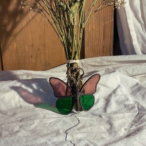 Clé vieux rose et vert