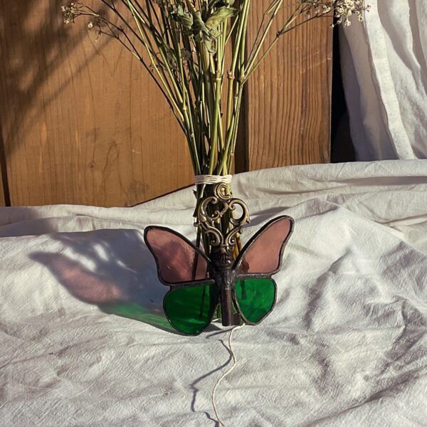 Clé vieux rose et vert